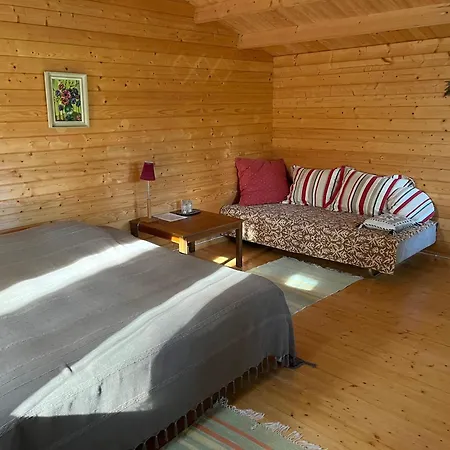 Voosemetsa Turismitalu Voose (Laanemaa)