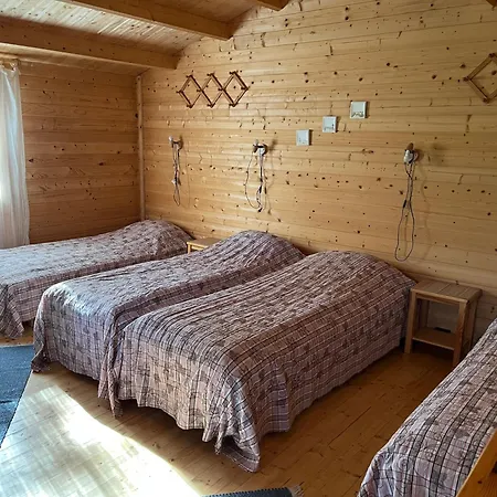 Voosemetsa Turismitalu * Voose (Laanemaa)